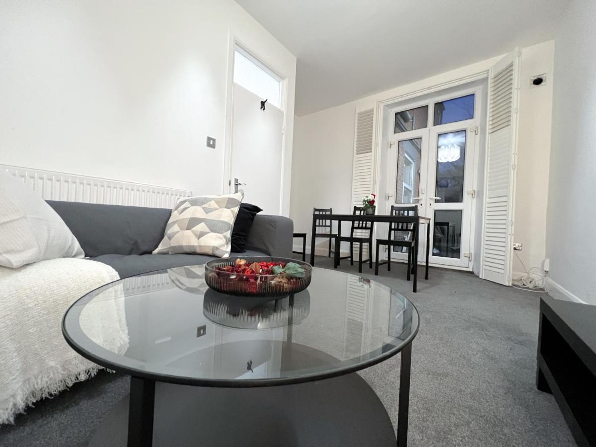 Apartament Stylish 3 Bed Flat With Garden Londyn Zewnętrze zdjęcie